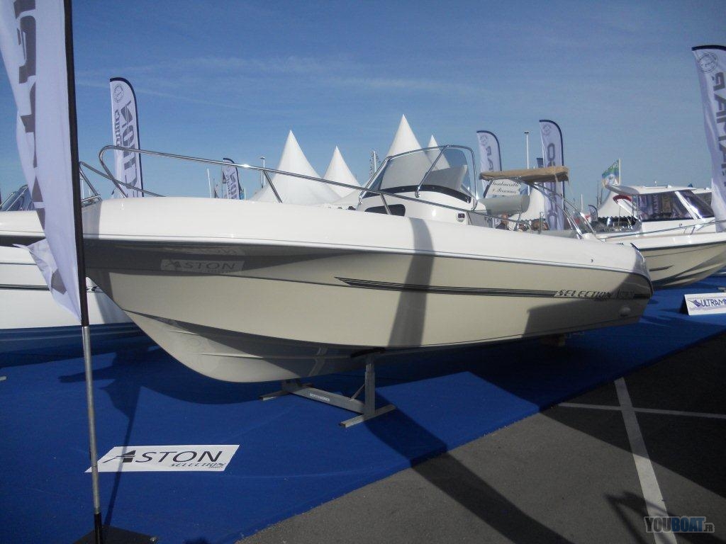 caracteristiques du bateau neuf marque modele selection boats aston 23 ...