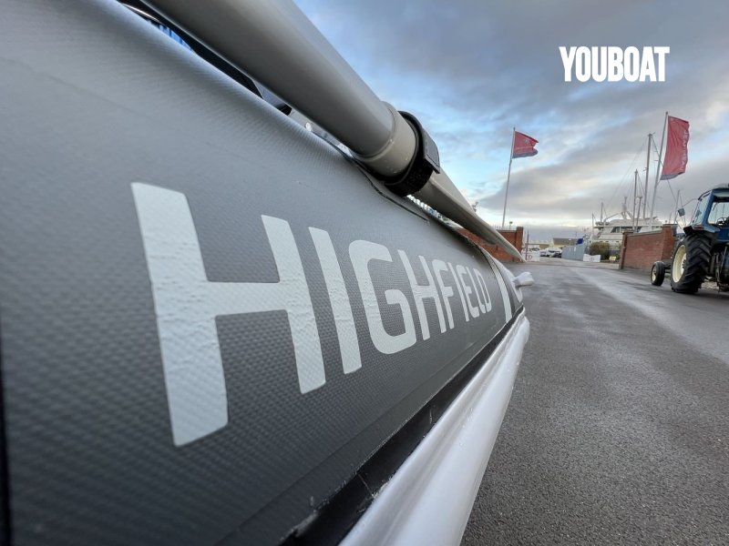 Highfield CL 380 -  - 3.8m - 2022 - 9.700 £