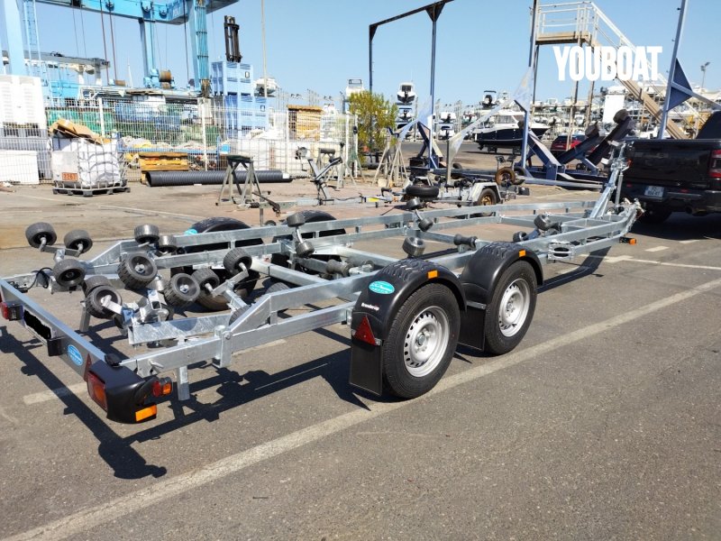 Remorque porte-bateau Brenderup PTC 3500 kg -  - 6.500 €