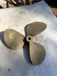 Hélice Hélice bronze diamètre 25 � vendre - Photo 2
