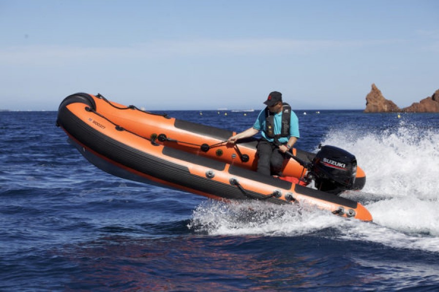 3D Tender Rescue Boat 430 neu