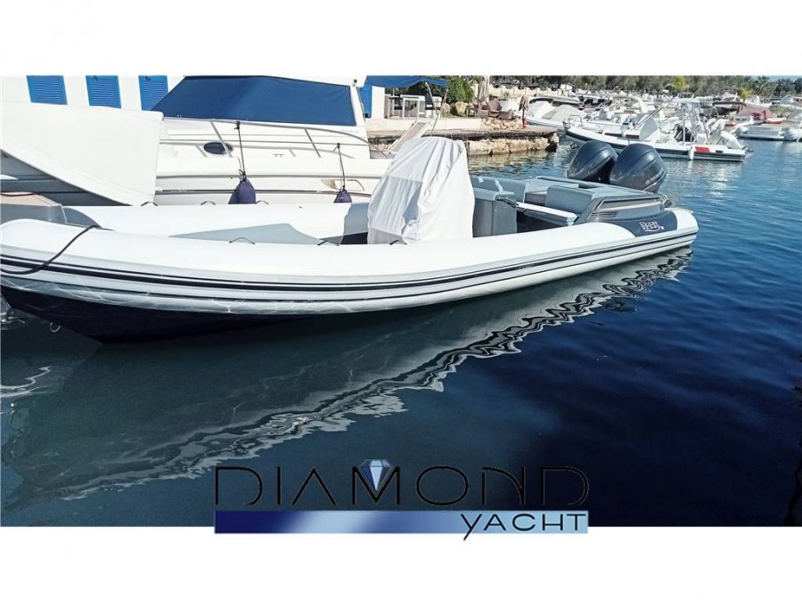 diamond yacht nettuno