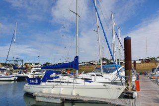 Hanse 301 used for sale