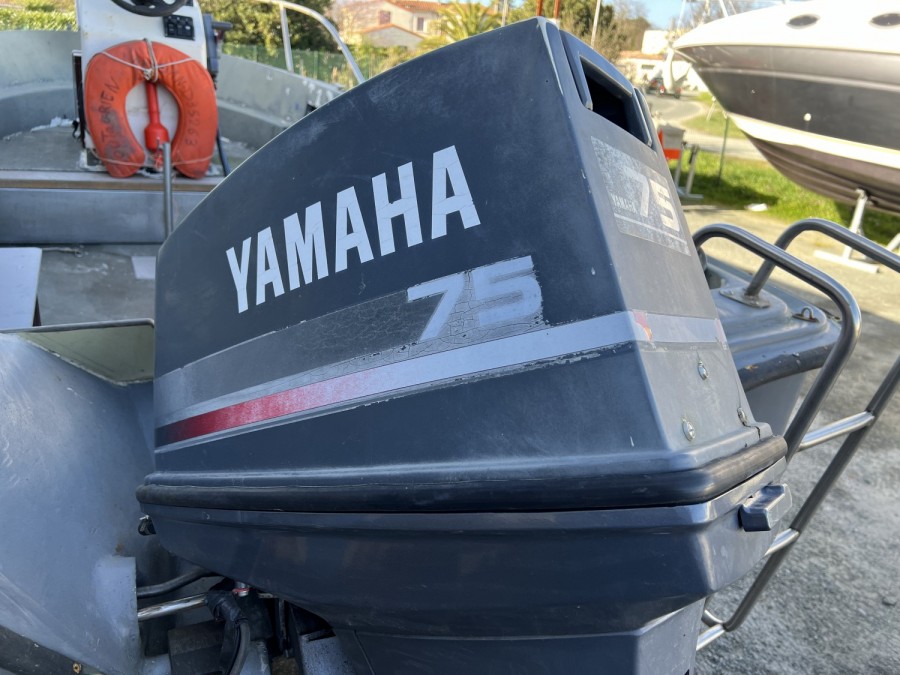 Yamaha 75 AET